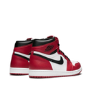 AIR JORDAN 1 RETRO HIGH OG 'CHICAGO'