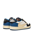 AIR JORDAN 1 LOW OG SP x TRAVIS SCOTT x FRAGMENT